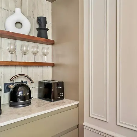 Amazing 1br 4p - Quartier Batignolles Apartment Paris